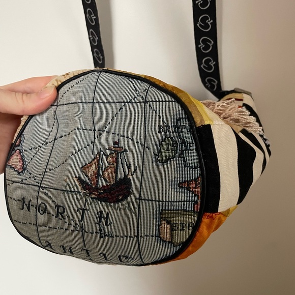 Y2K patchwork raw silk bucket bag - Picture 6 of 9